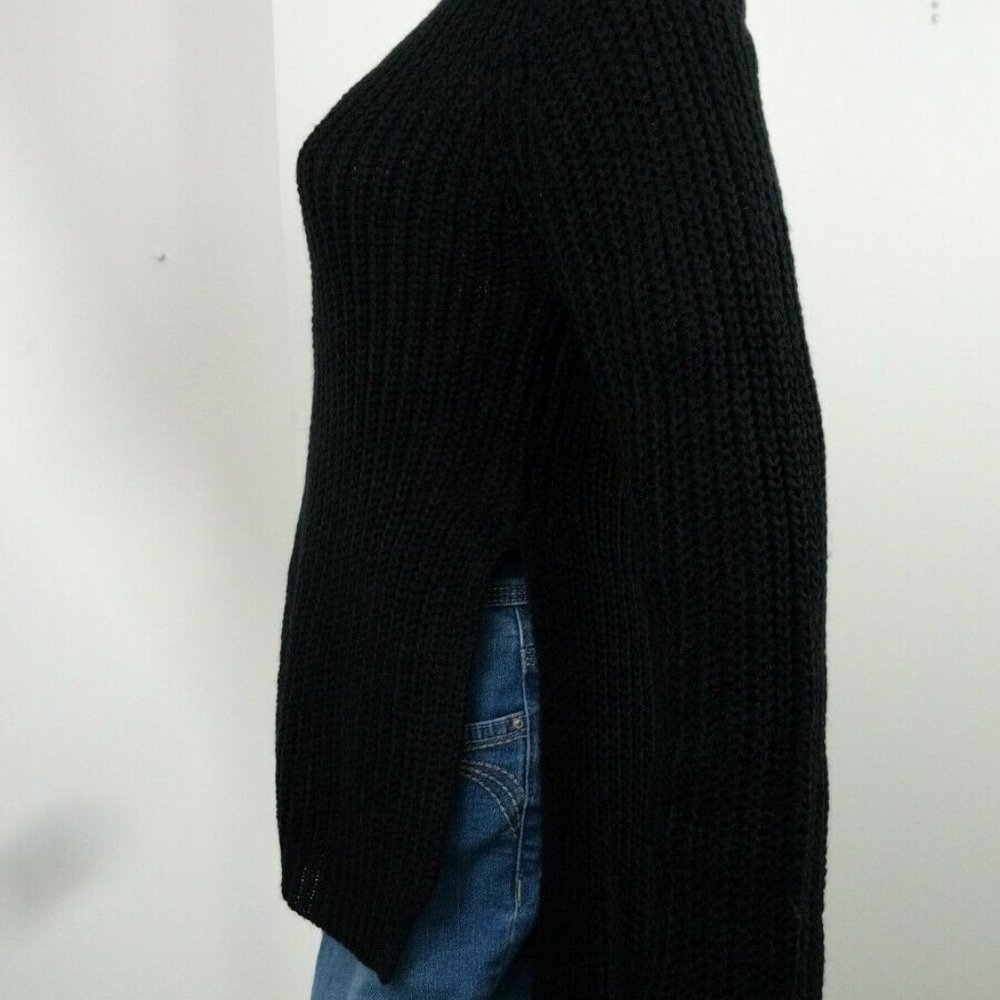 Planet Gold Black Beauty Cutout Pullover  Acrylic - Picture 5 of 6